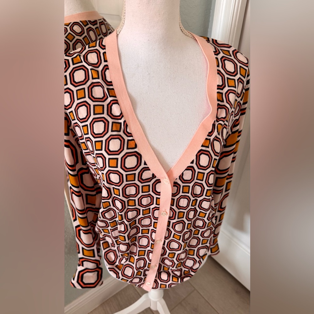 Tory Burch Wesley Cardigan Sweater Size Lrg Peach Geometric Print Silk Sleeves - Picture 8 of 16